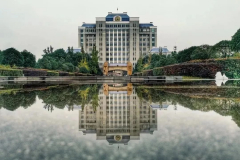 成都工业学院  谷先生作品